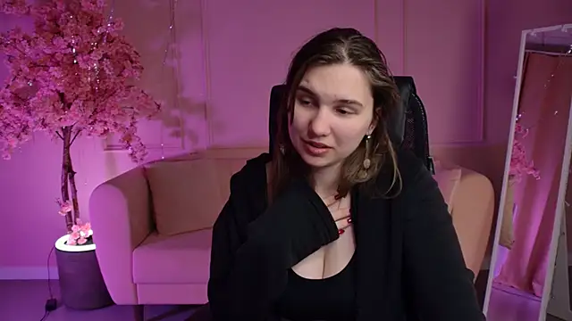 Chat +18 de TessaMill ao vivo