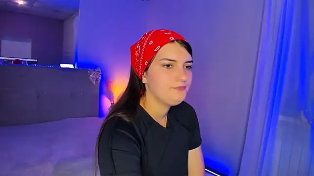 دردشة Laura_Leee الجنسية المباشرة