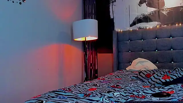 Chat +18 de theo_riviera ao vivo