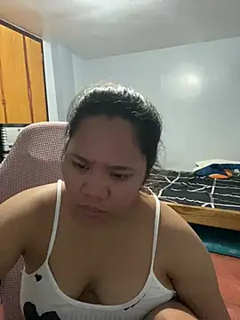 Živý XXX chat _UrSingleMamiBella_