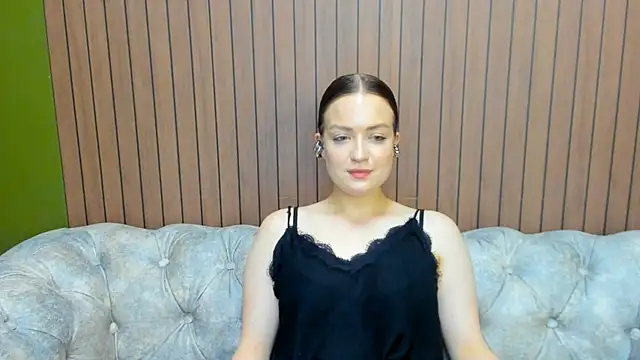 Mila_Richardson Obrolan Langsung XXX