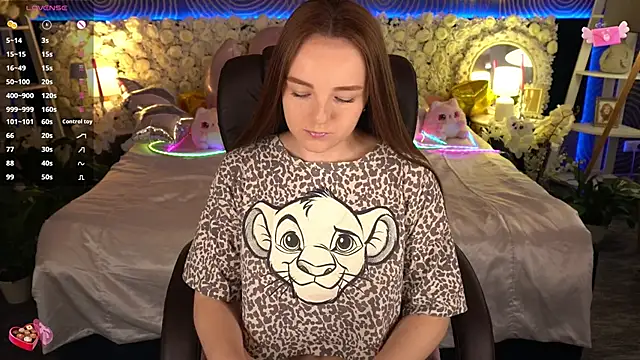 FoxyShy's Live XXX Chat