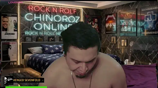 Czat XXX na żywo – chino_roz