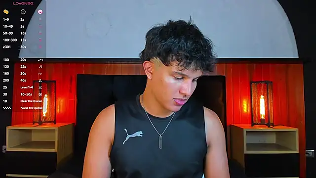 Leo_Savage_ Live XXX-chat