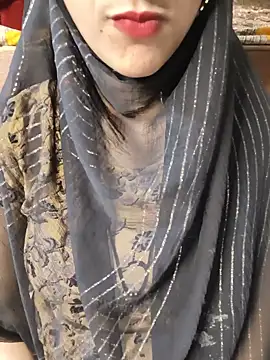 Indian-Aleena Adlı Modelin Web Kamerası Şovu