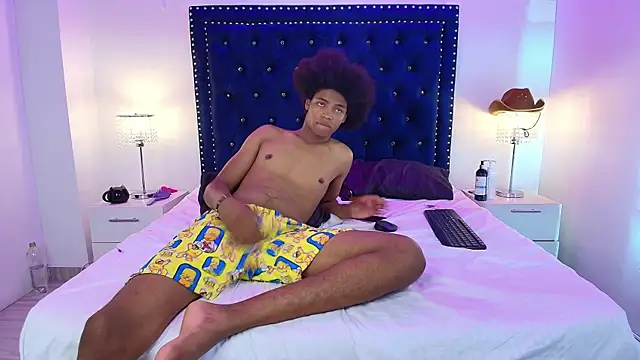 Cristal_and_luke Live XXX-chat