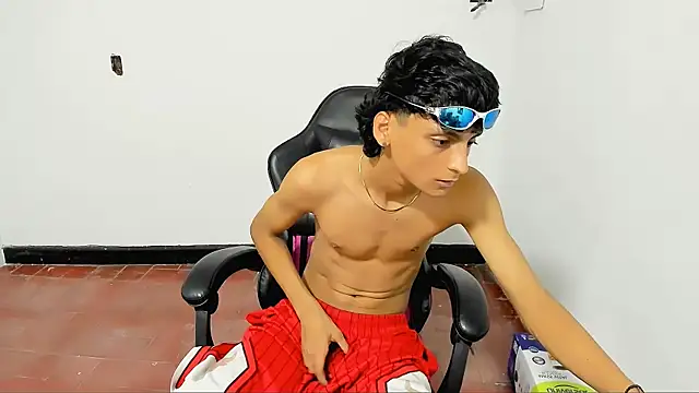 Show webcam de Leal_cute666