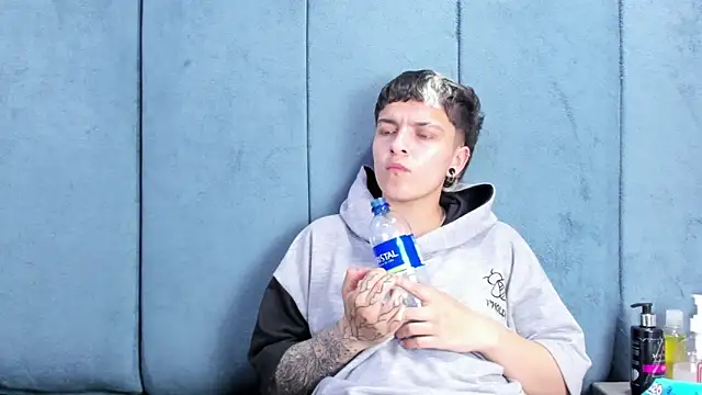 Megan_Thompson_'s Live XXX Chat