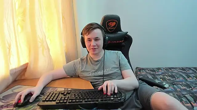 iliaskrislove élő XXX-chatje