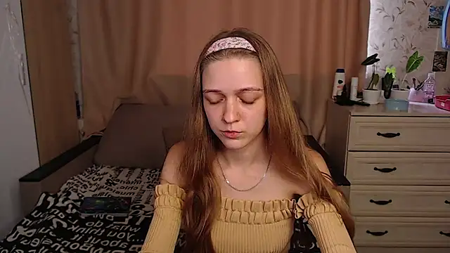 Adeline_Maxwell 라이브 XXX 채팅