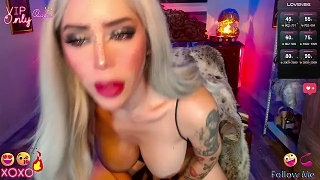 _QueenGoddess_'s Live XXX Chat