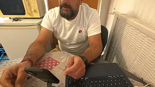 TARKAN1 webkamerás műsora