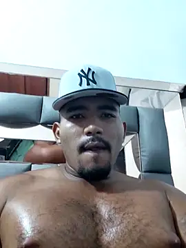 AndrssGold's Live XXX Chat