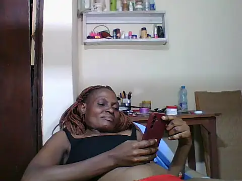 Ebonyqueen4 现场XXX聊天