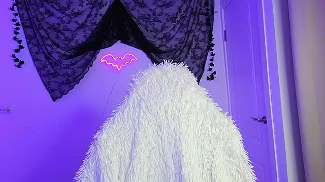 Онлайн чат XXX LilithMadden