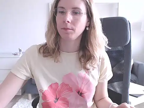 Chat +18 de EllyEdelweiss ao vivo