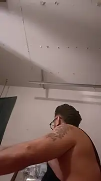 Forbidden_daddy's Webcam Show