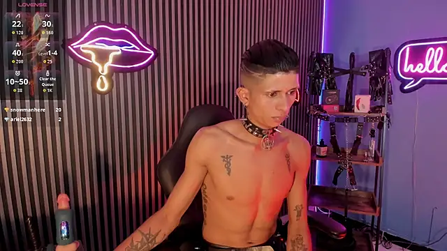 Show modela Maximoking26 na web-kameri