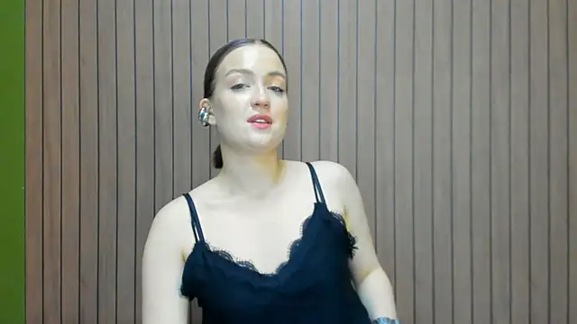Mila_Richardson: απευθείας συνομιλία ΧΧΧ
