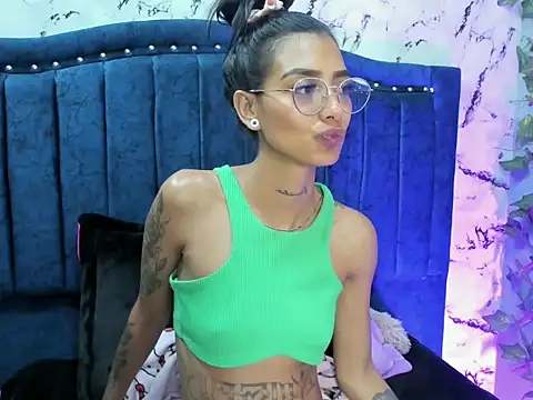 แชท XXX สดของ KarlaSlutSkinny__