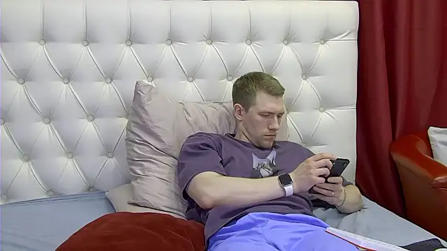 Chatroom XXX en direct de EthanPinkman