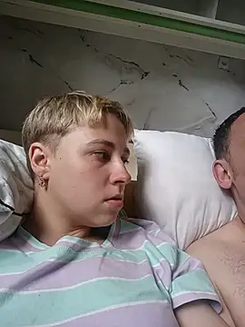 Gussie_Bridie – Naživo XXX chat