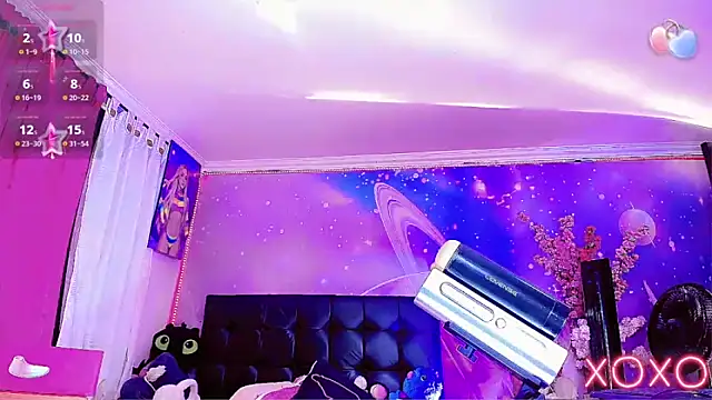 Thalia_girl21 webkamerás műsora
