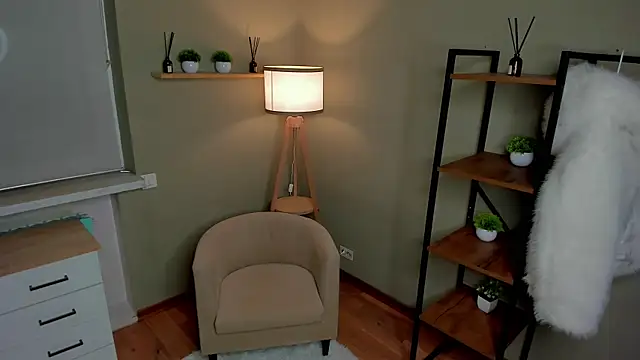 PlushyMood's Webcam Show