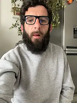 צ'אט XXX בשידור חי של Michel_huge