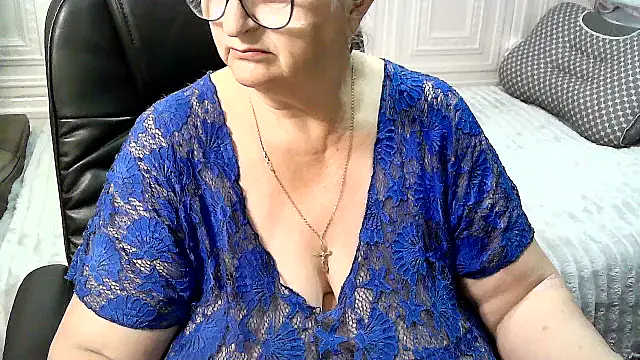 XXX chat uživo modela LolkaAlyss