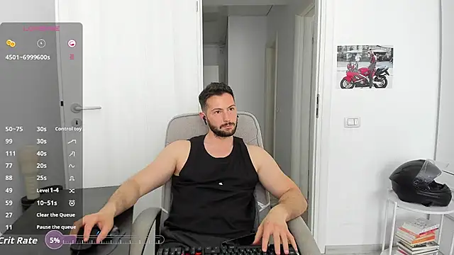 ZackFraser's Live XXX Chat