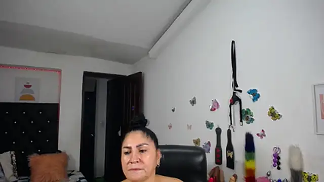 دردشة mature_bigboobs10 الجنسية المباشرة