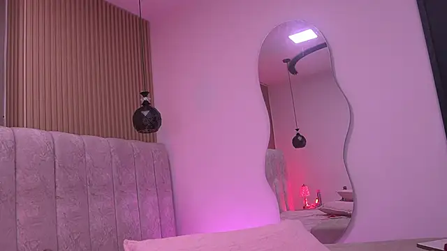 violeta_aroca's Webcam Show