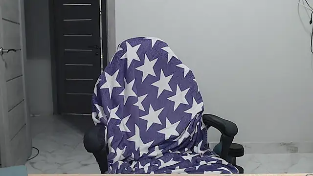 Вебкам-шоу maxi_foxxx