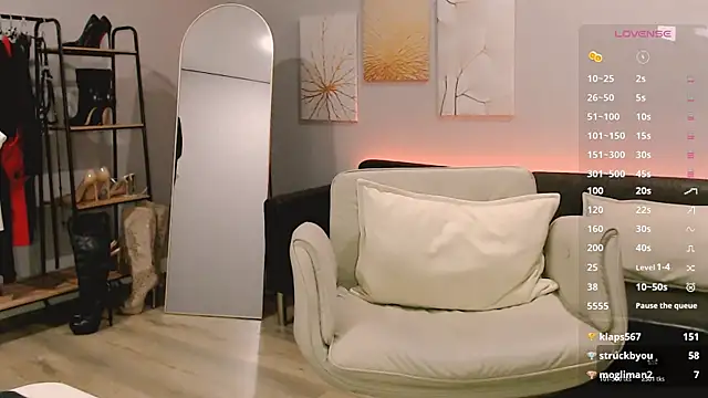 Ella_Sea 现场XXX聊天