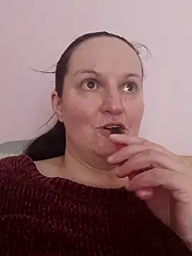 BustyLadyAlma – Naživo XXX chat