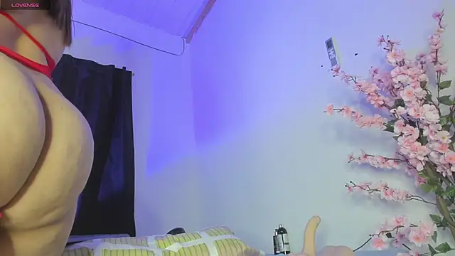 Chat +18 de Emyiii ao vivo