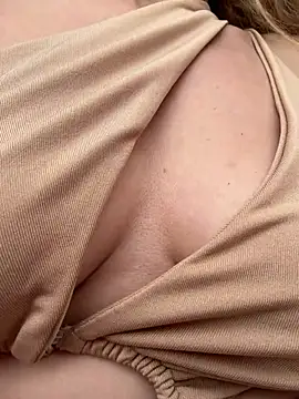 XXX chat uživo modela AnastasiaAniess