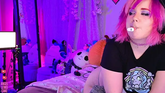 Angel-Lewd-Cake's Live XXX Chat