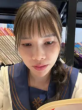 Fire-18's Live XXX Chat
