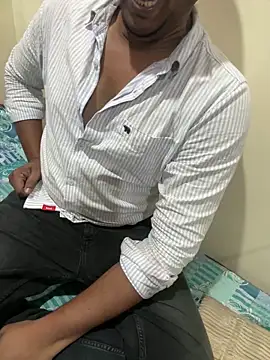 raj___romantic__ webcam show
