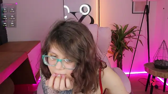 Онлайн чат XXX Ariell_Mini
