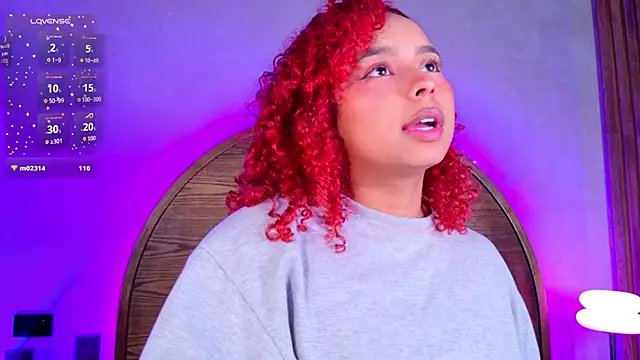 lara_curly: вебкам-шоу