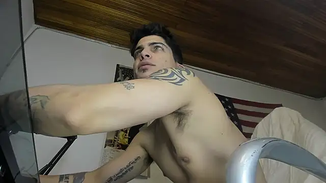 Show Webcam de charlie_hotxxx