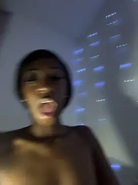 SpicySweetie's Webcam Show