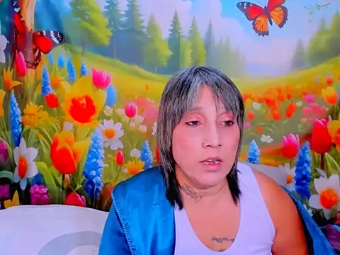 indianroxy live XXX chat