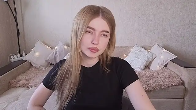 ViolettaLopez 现场XXX聊天