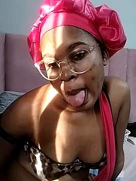 Cherrydollx's Live XXX Chat