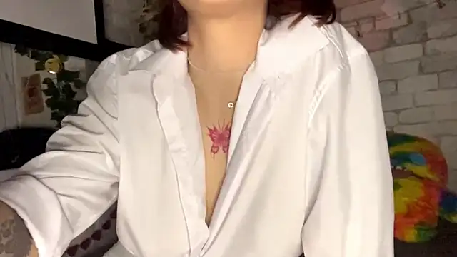 SarahHunnye Live XXX-Chat
