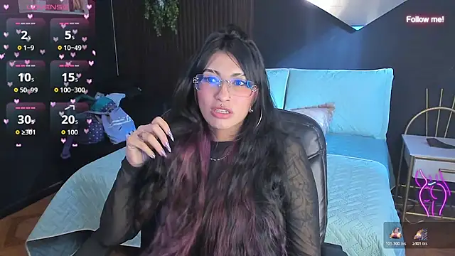 mia_smoke_n Live XXX chat